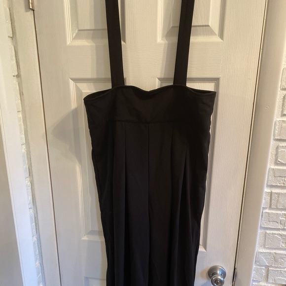 SHEIN Suspender Pants - Picture 2 of 4